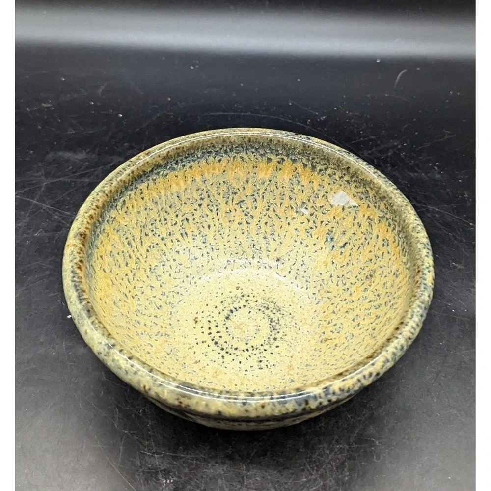 Vintage Stoneware Studio Art Pottery Beige Drip Glaze Cereal Bowl 6.75